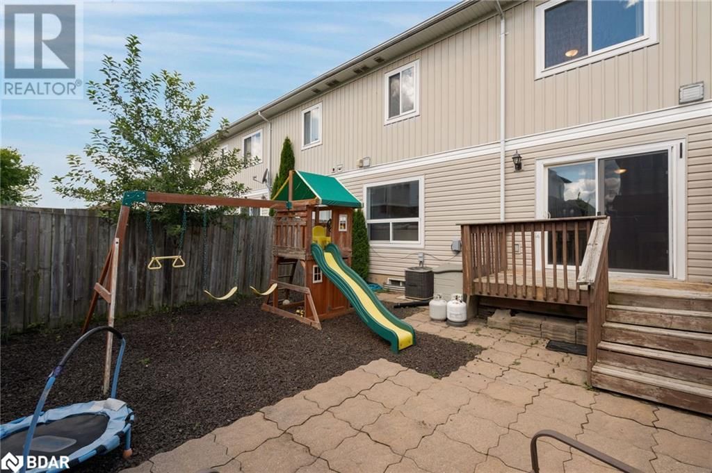 36 - 800 WEST RIDGE BOULEVARD Image 17
