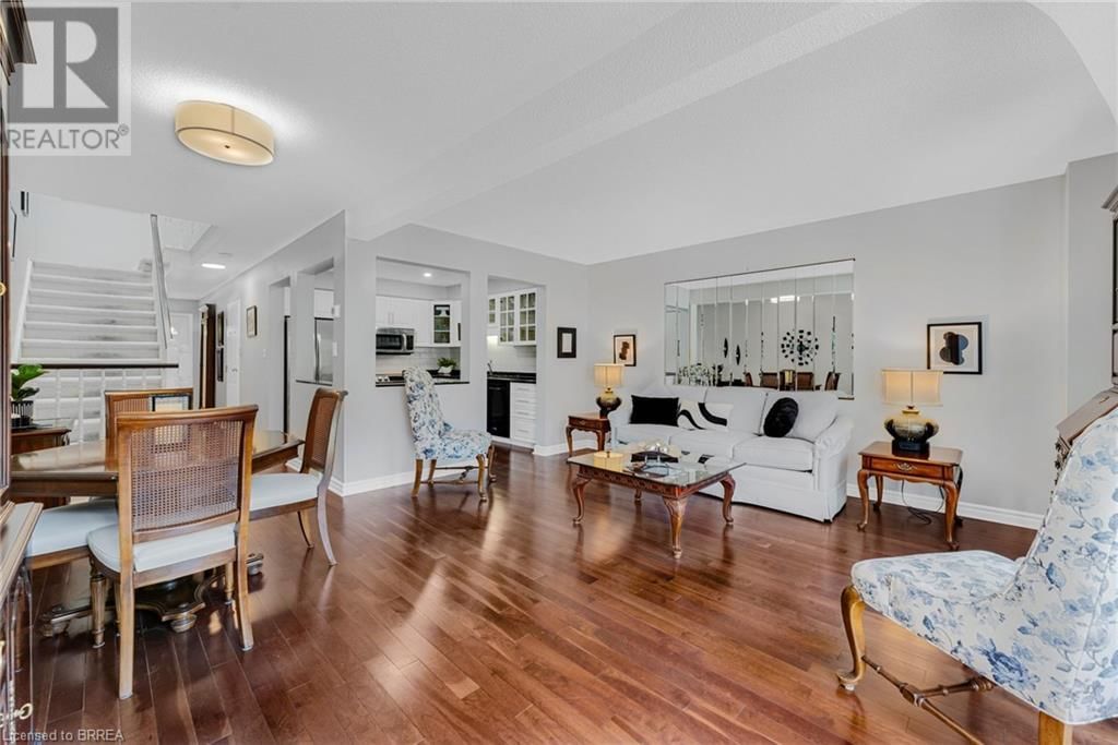 13 - 5150 DORCHESTER ROAD Image 1