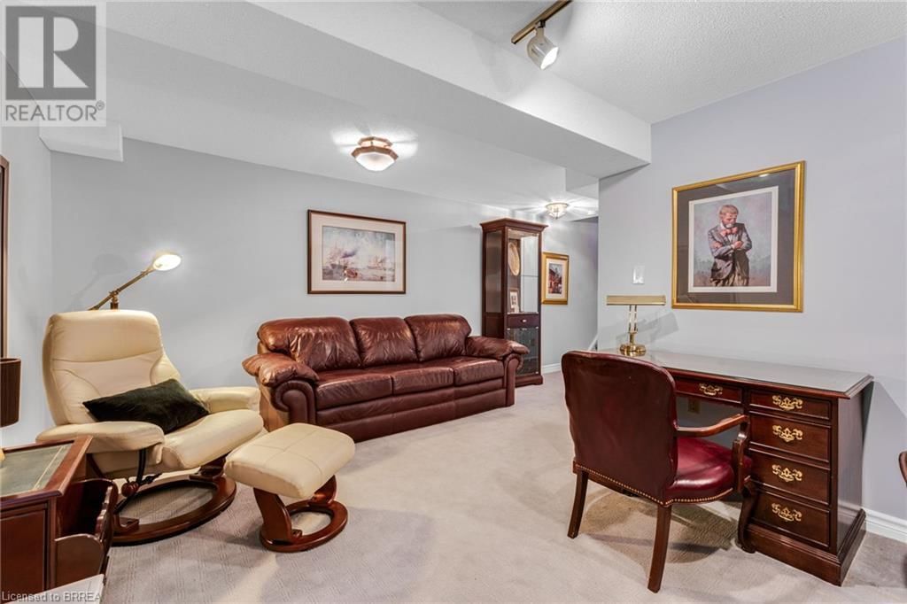 13 - 5150 DORCHESTER ROAD Image 35