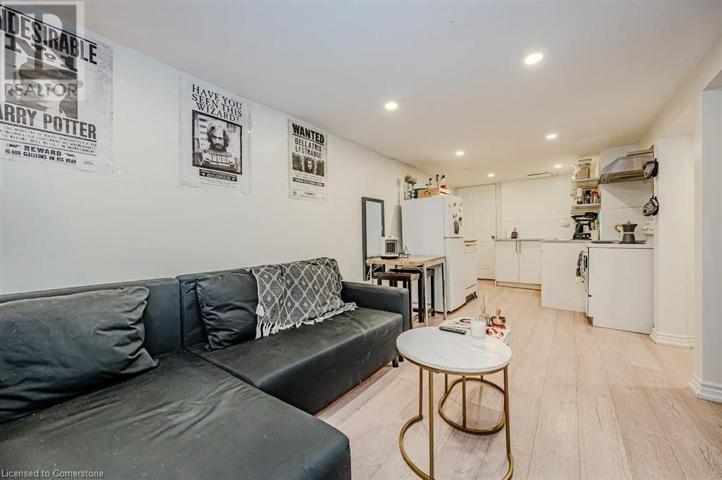 51 FAIRVIEW AVENUE Image 32