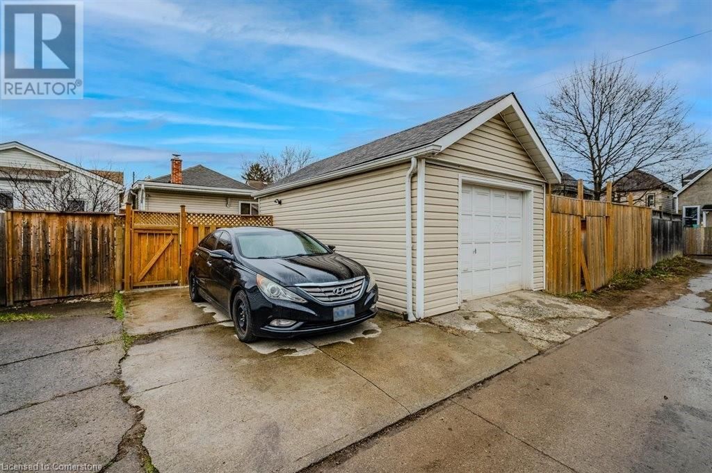 51 FAIRVIEW AVENUE Image 37