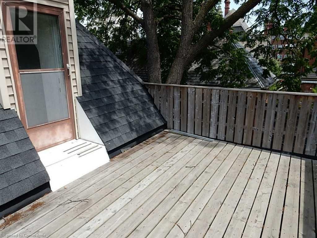 3 - 115 CHARLTON AVENUE Image 17