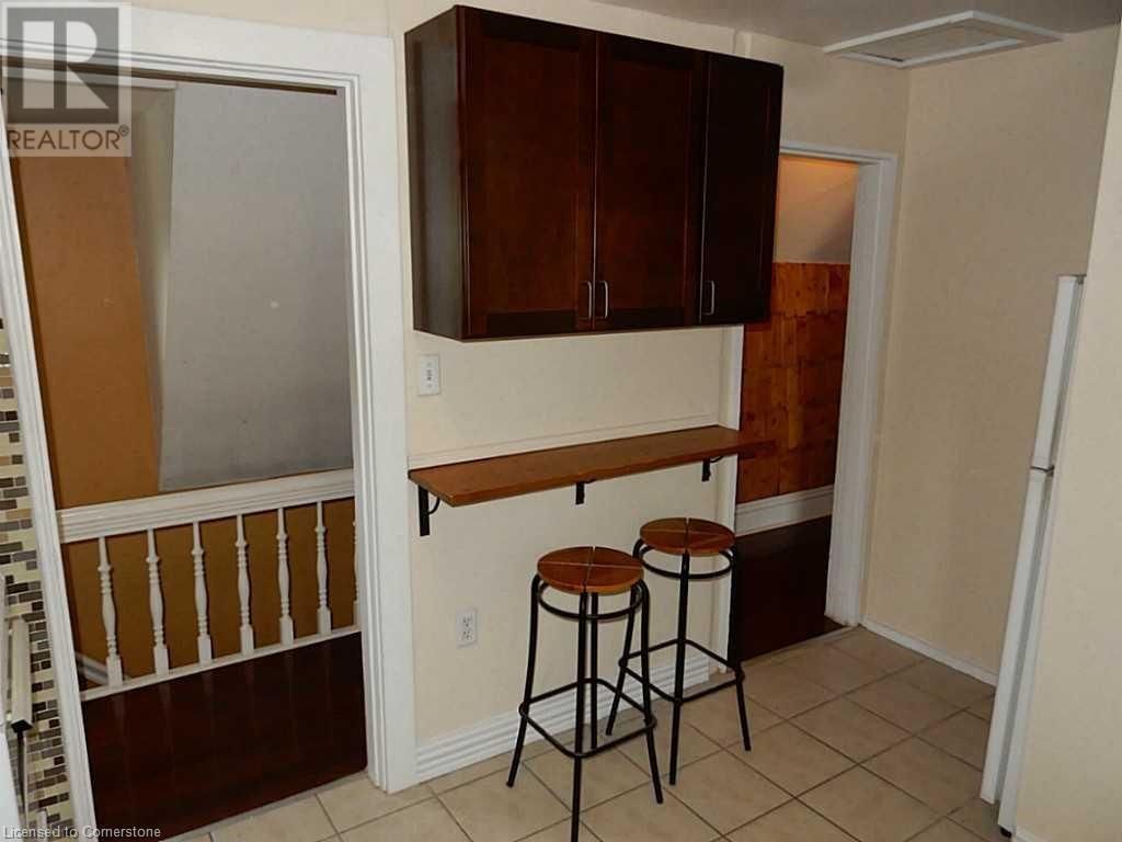 3 - 115 CHARLTON AVENUE Image 8
