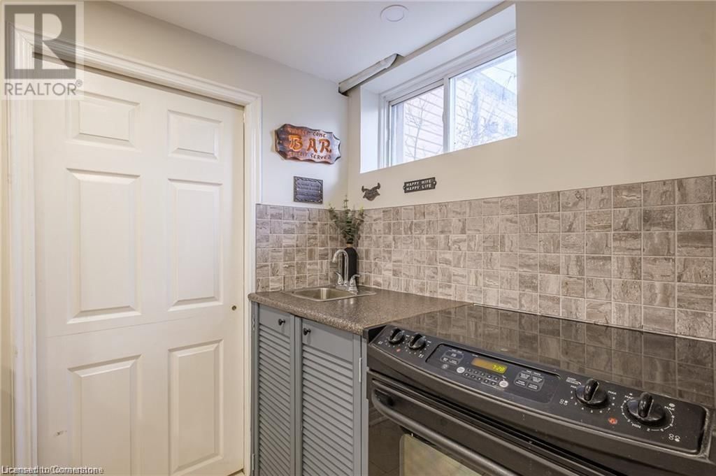 6696 CANBOROUGH ROAD Image 24