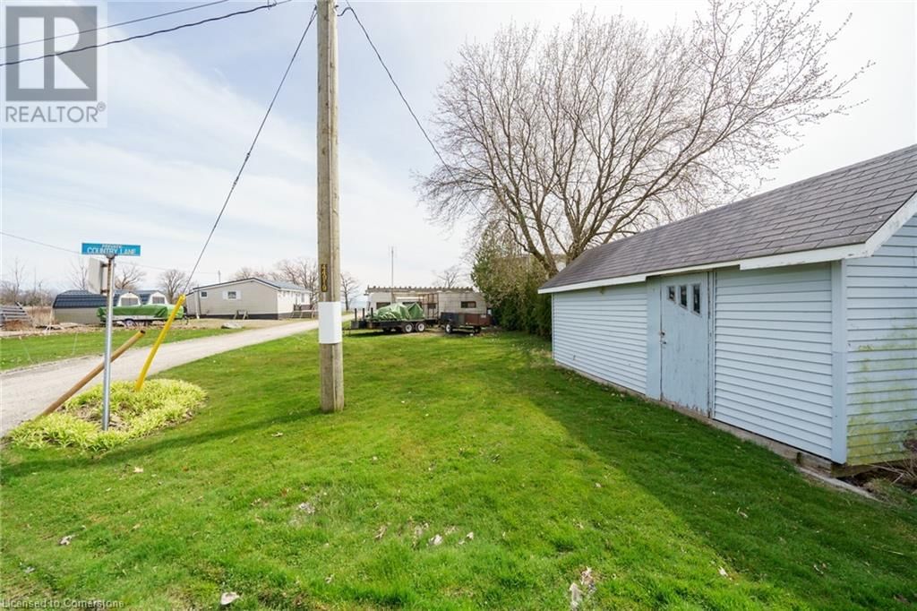 307 LAKESHORE ROAD Image 11