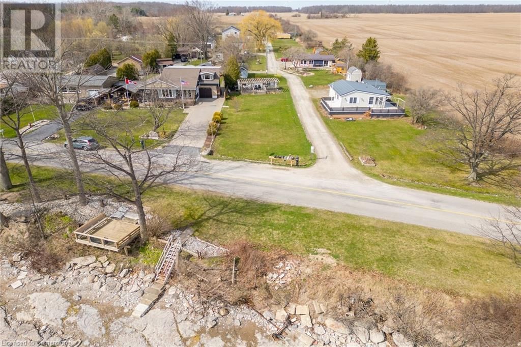 307 LAKESHORE ROAD Image 24
