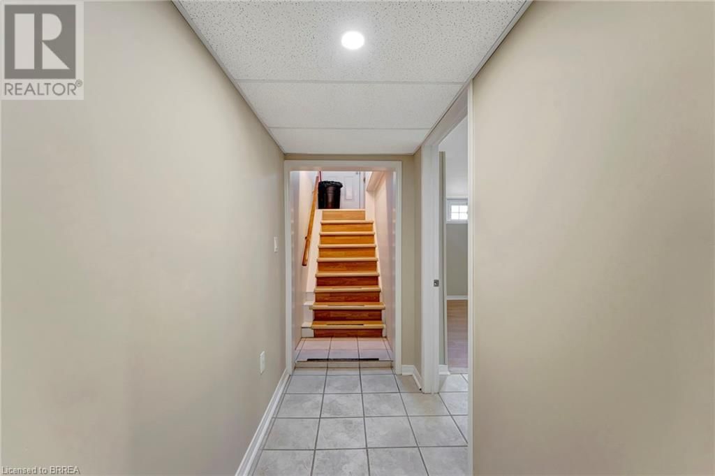 190 GRAND RIVER AVENUE Image 14