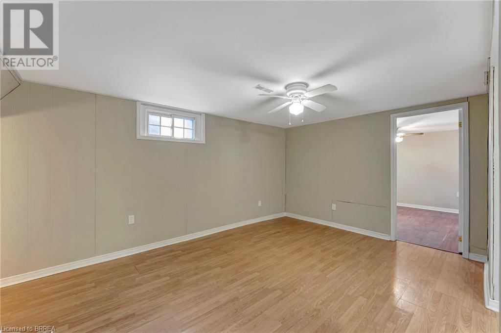 190 GRAND RIVER AVENUE Image 18