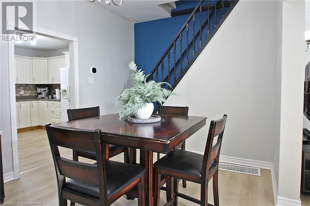 129 BIRGE STREET Image 14