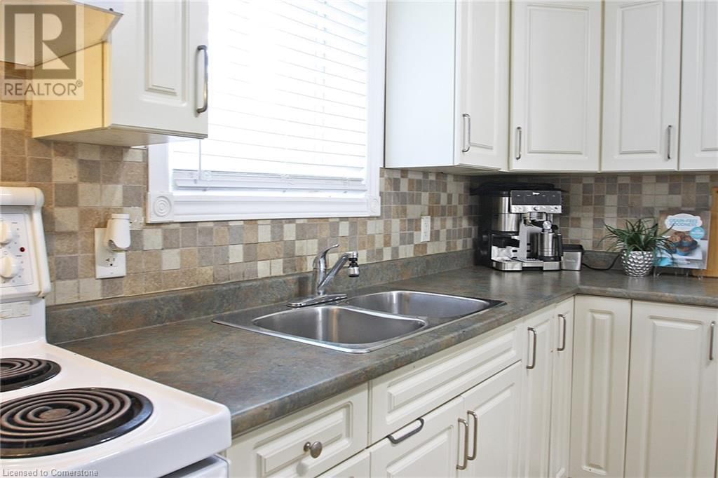 129 BIRGE STREET Image 19