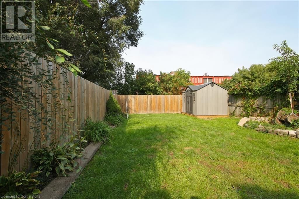 129 BIRGE STREET Image 33