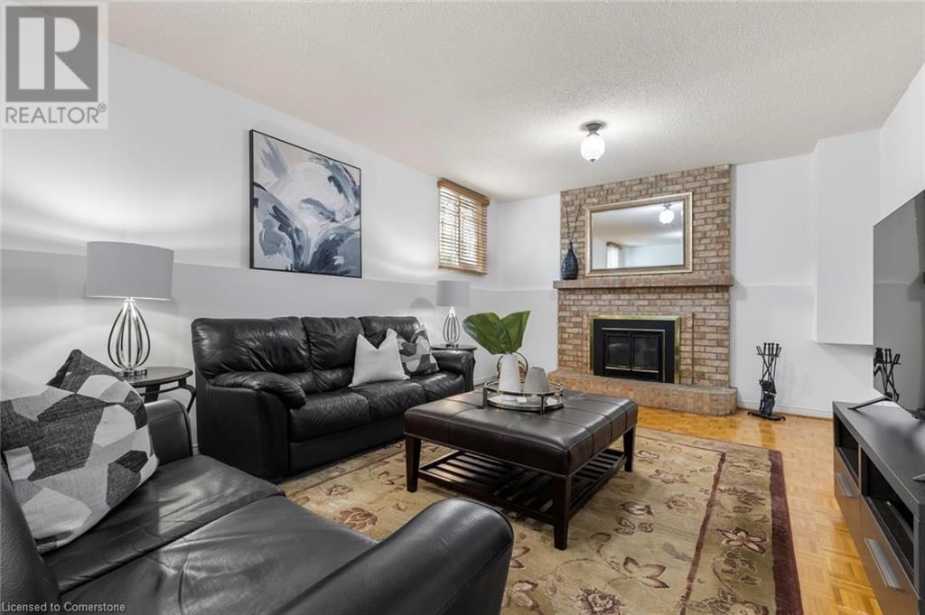 4043 TRAPPER CRESCENT Image 26