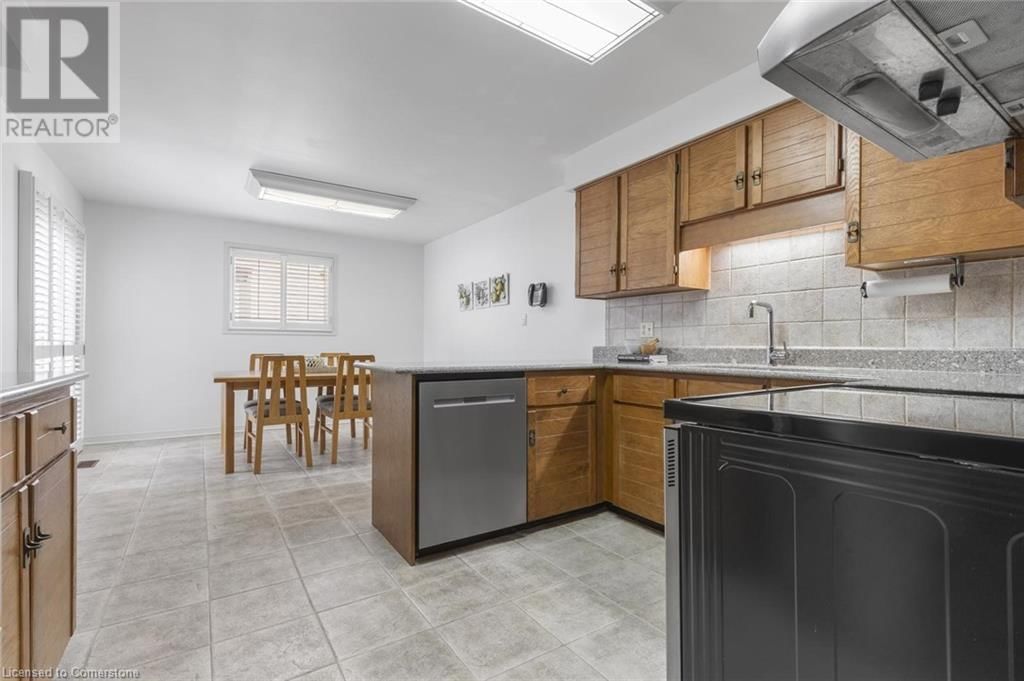 4043 TRAPPER CRESCENT Image 6