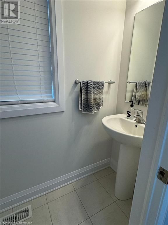 653 BENNINGER DRIVE Image 11
