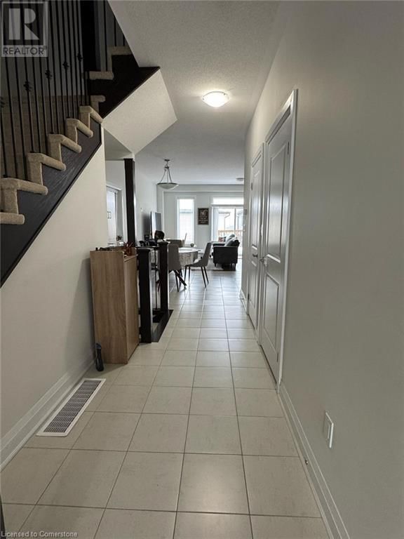 653 BENNINGER DRIVE Image 4