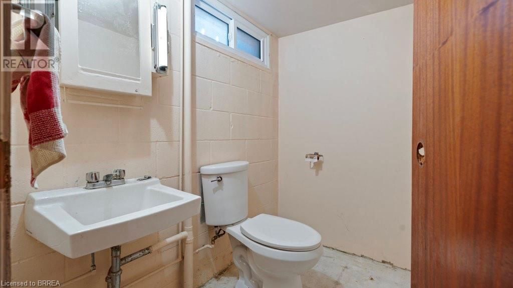 82 SOMERSET ROAD Image 25