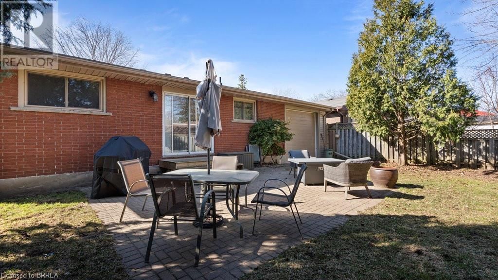 82 SOMERSET ROAD Image 30