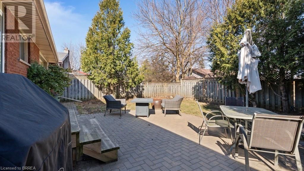 82 SOMERSET ROAD Image 32