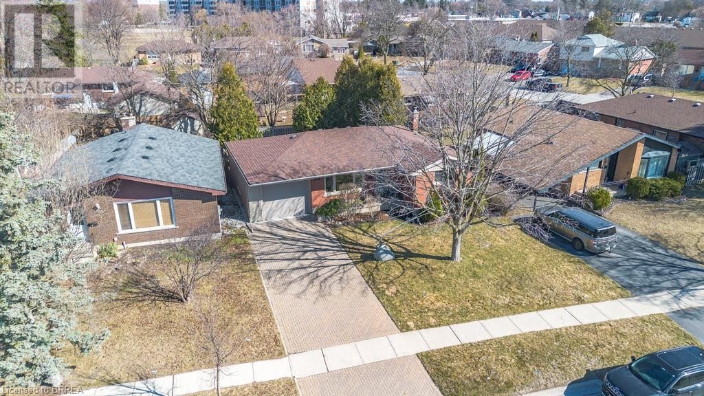 82 SOMERSET ROAD Image 4