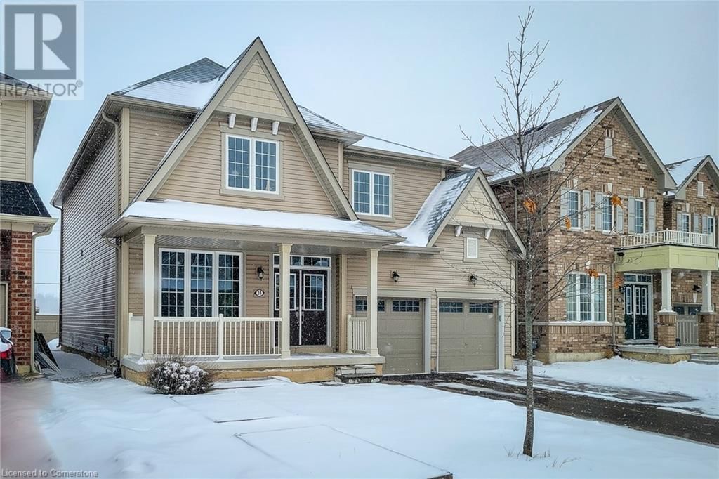 24 ESTHER CRESCENT Image 2
