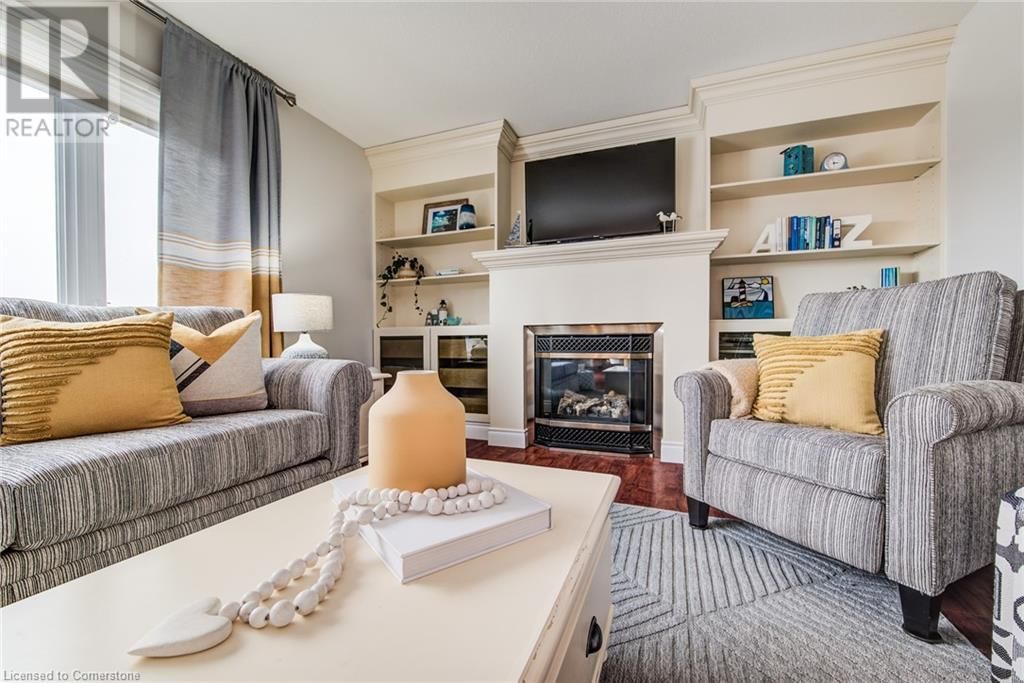 24 APPLEWOOD STREET Image 13