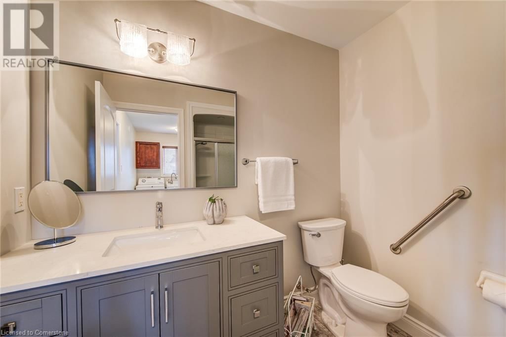 24 APPLEWOOD STREET Image 22