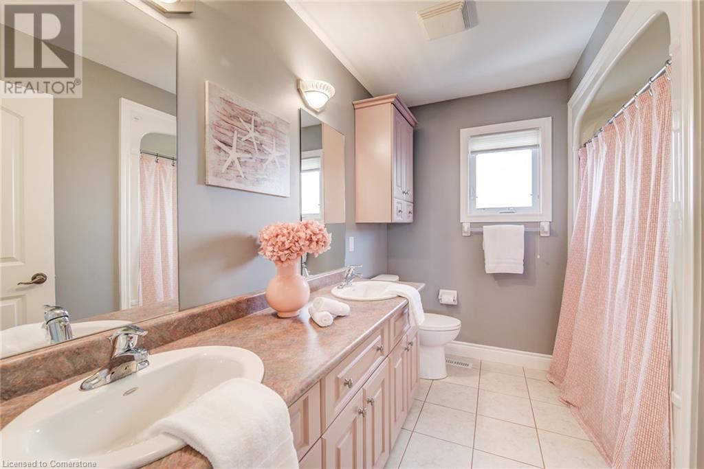 24 APPLEWOOD STREET Image 25