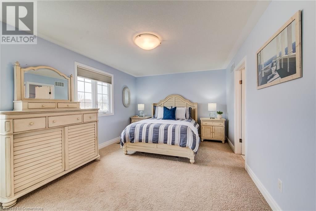 24 APPLEWOOD STREET Image 26
