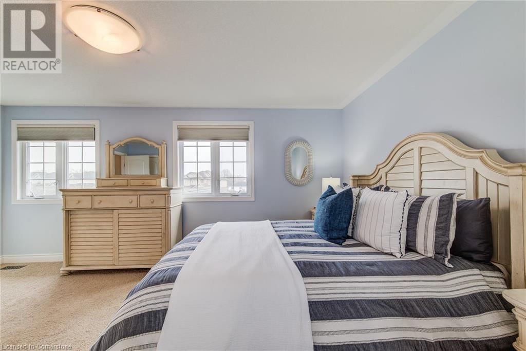 24 APPLEWOOD STREET Image 27