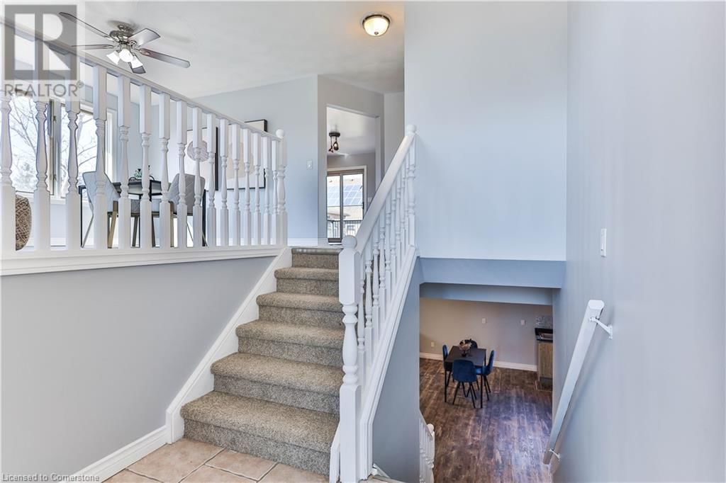 98 THOMAS AVENUE Image 10