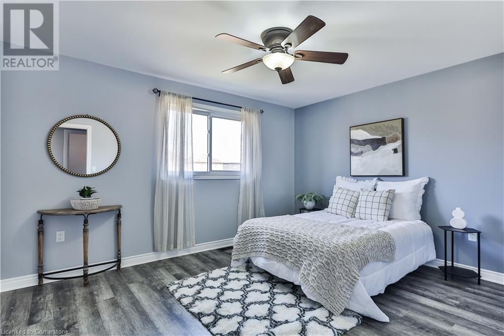 98 THOMAS AVENUE Image 22
