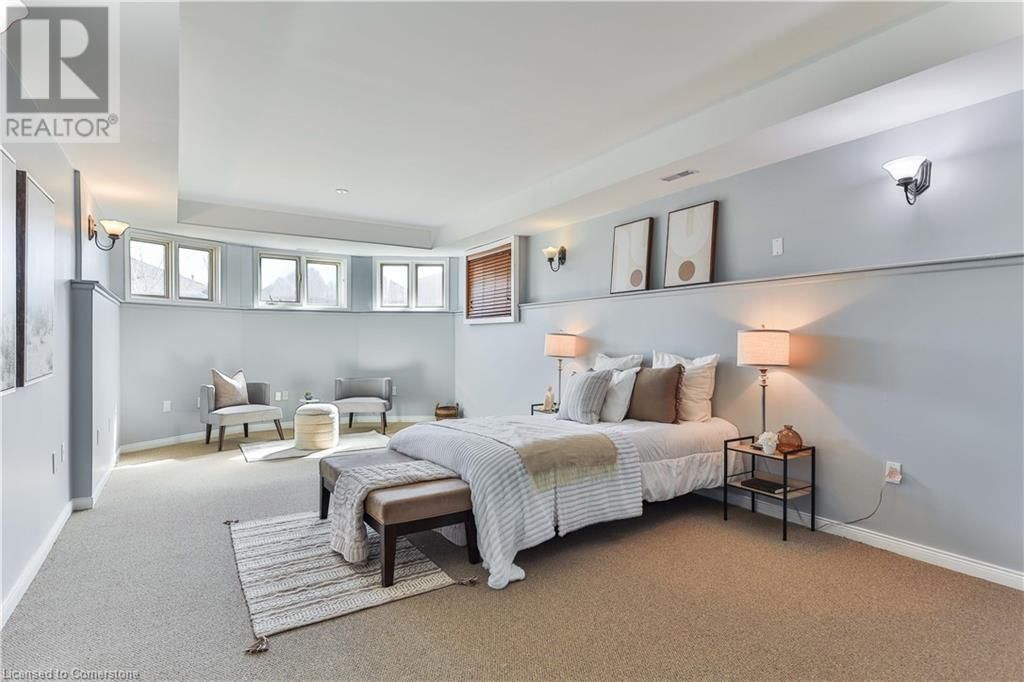 98 THOMAS AVENUE Image 37