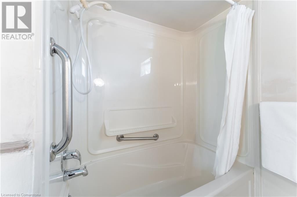 181 BURRWOOD DRIVE Image 22