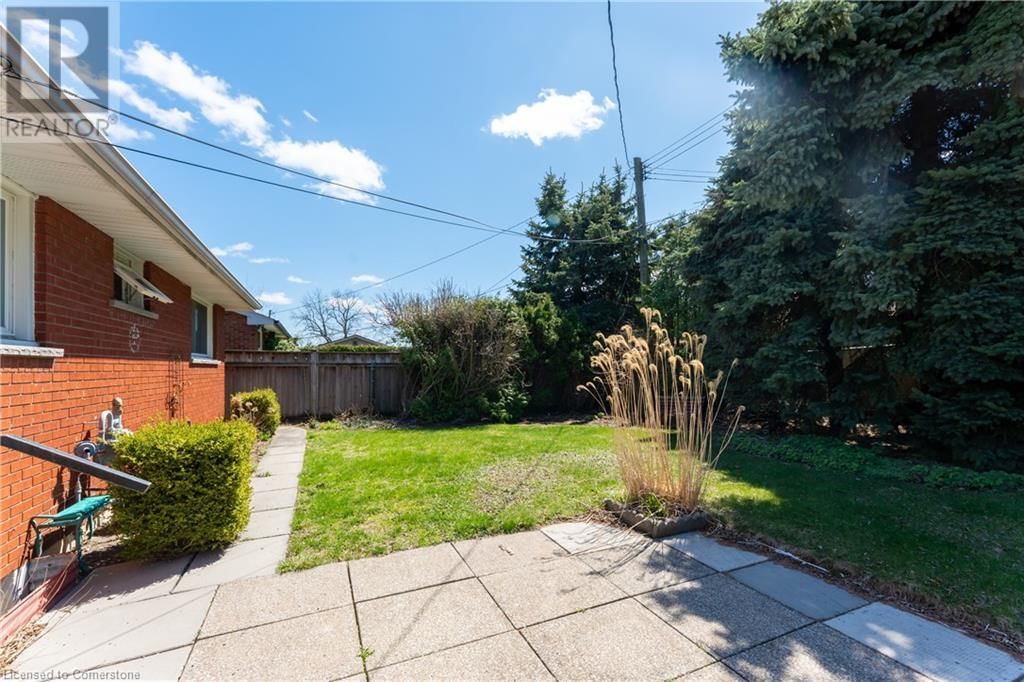 181 BURRWOOD DRIVE Image 34