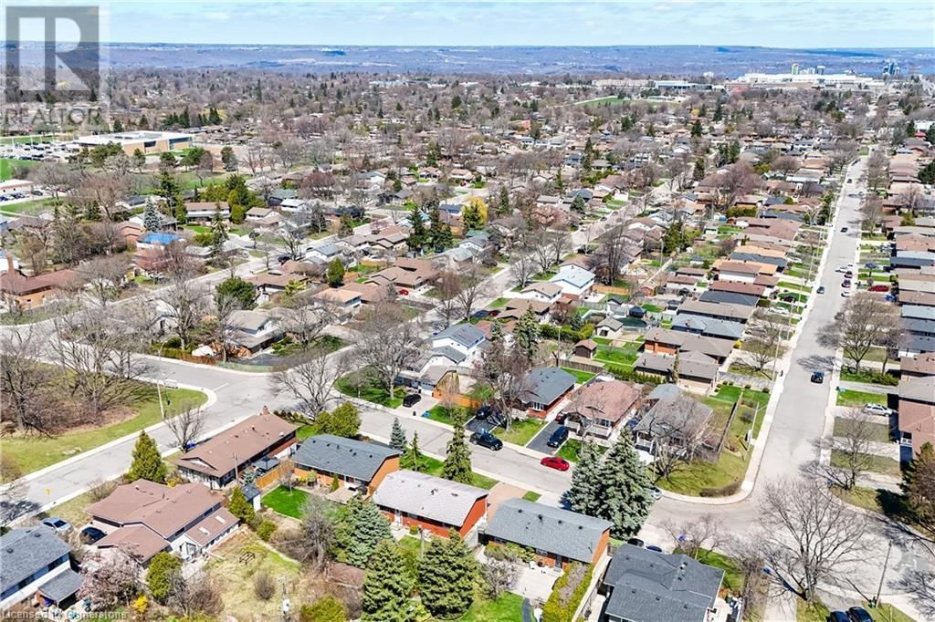 181 BURRWOOD DRIVE Image 39