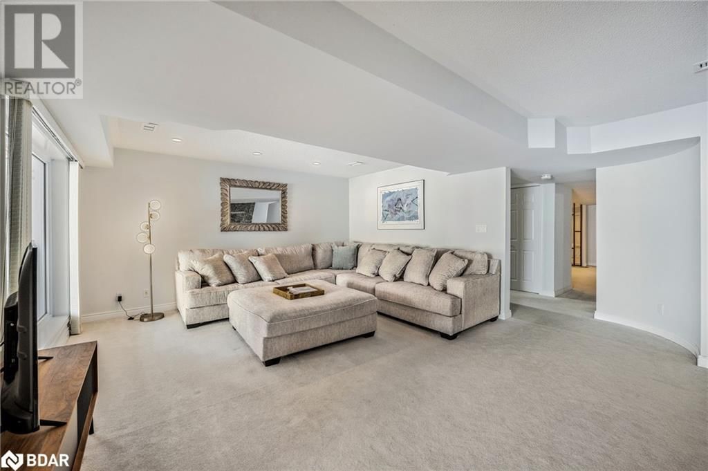 1069 LAKESHORE RD ROAD EAST Image 34