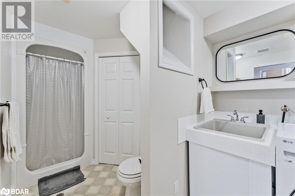 1069 LAKESHORE RD ROAD EAST Image 36