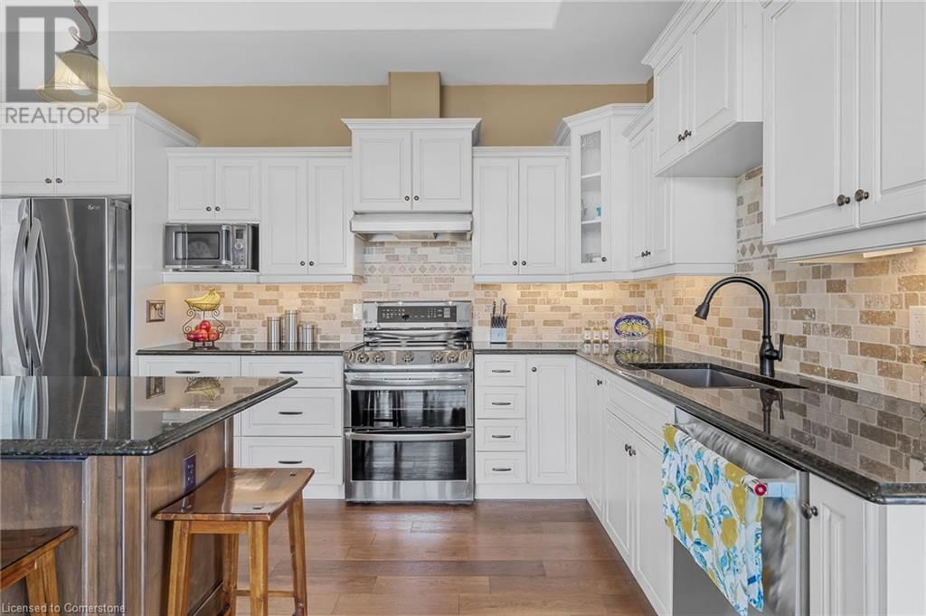 5 SILVERTHORNE COURT Image 12