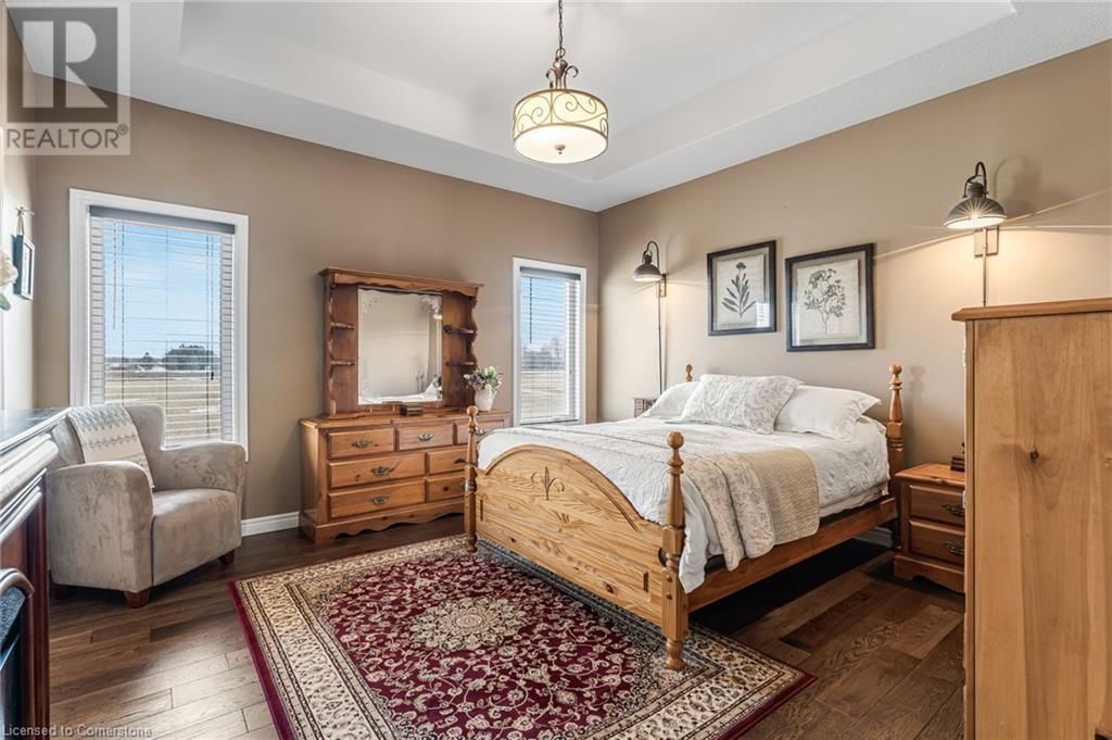 5 SILVERTHORNE COURT Image 22