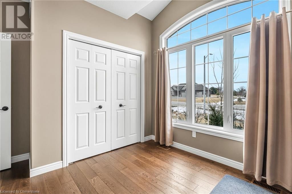 5 SILVERTHORNE COURT Image 30