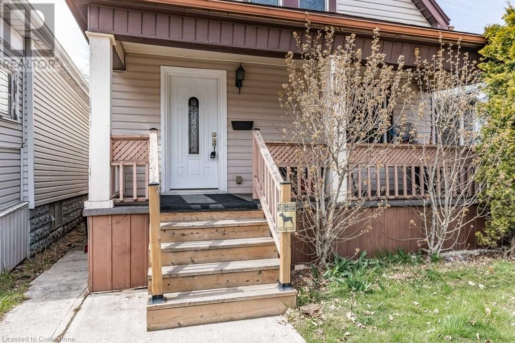 99 ROBINS AVENUE Image 2