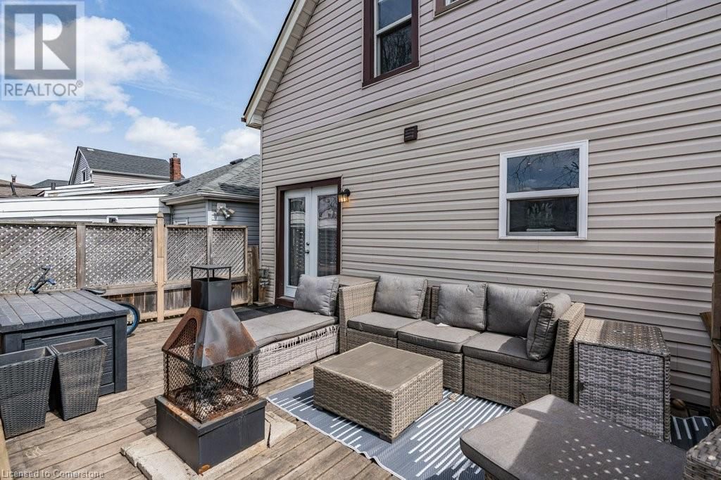 99 ROBINS AVENUE Image 27