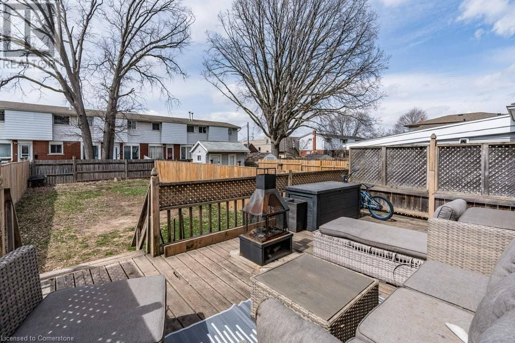 99 ROBINS AVENUE Image 28