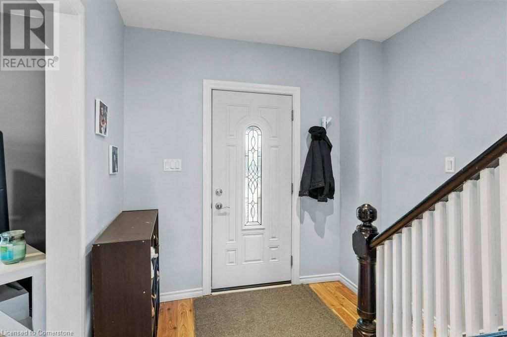 99 ROBINS AVENUE Image 4