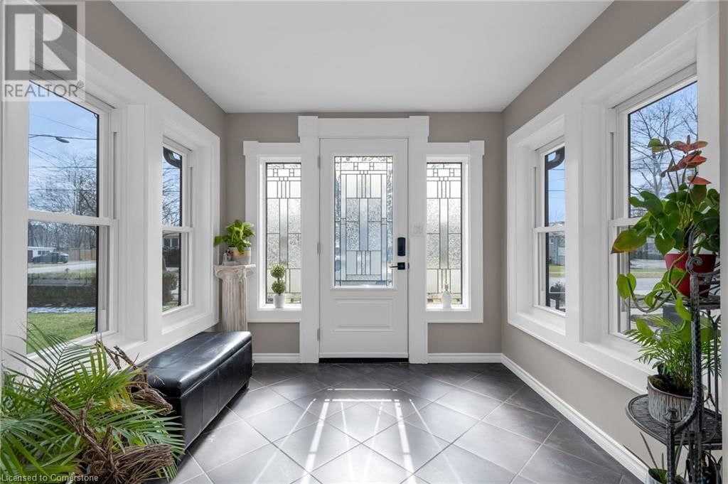 33 ROSEDALE AVENUE Image 5