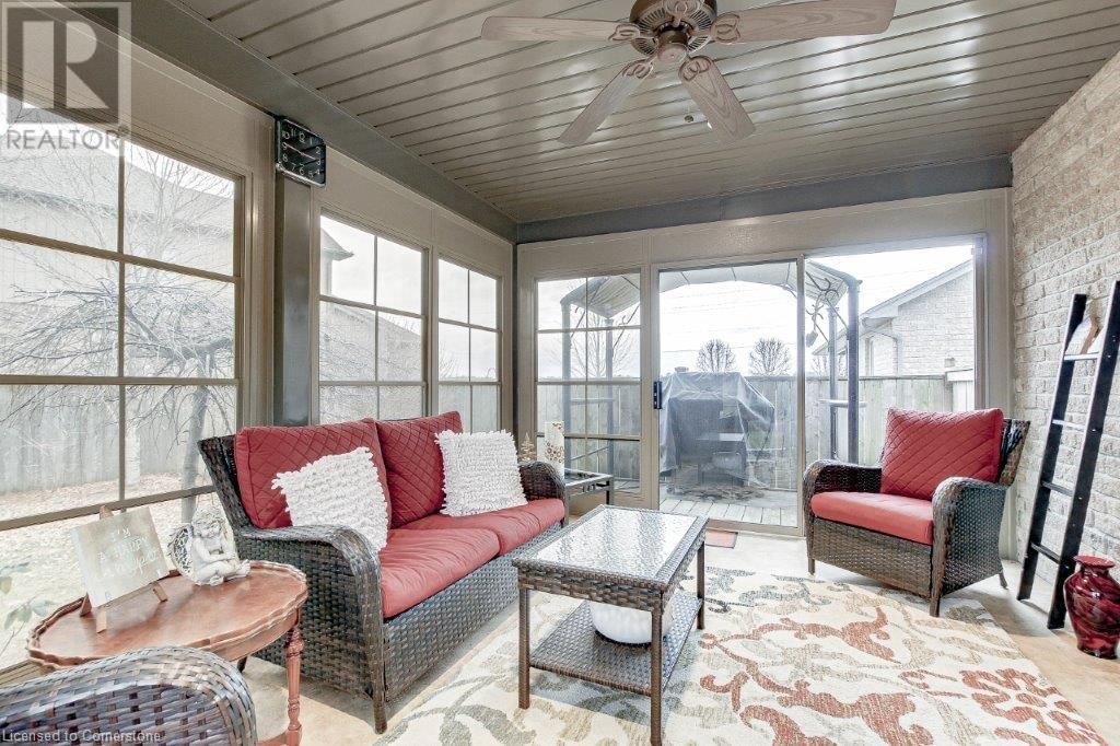 6 WINTERGREEN CRESCENT Image 11