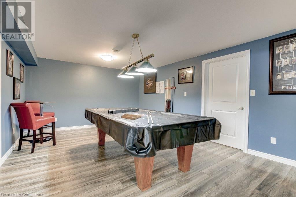 6 WINTERGREEN CRESCENT Image 22