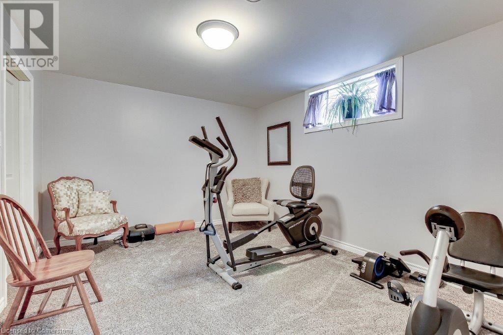 6 WINTERGREEN CRESCENT Image 23