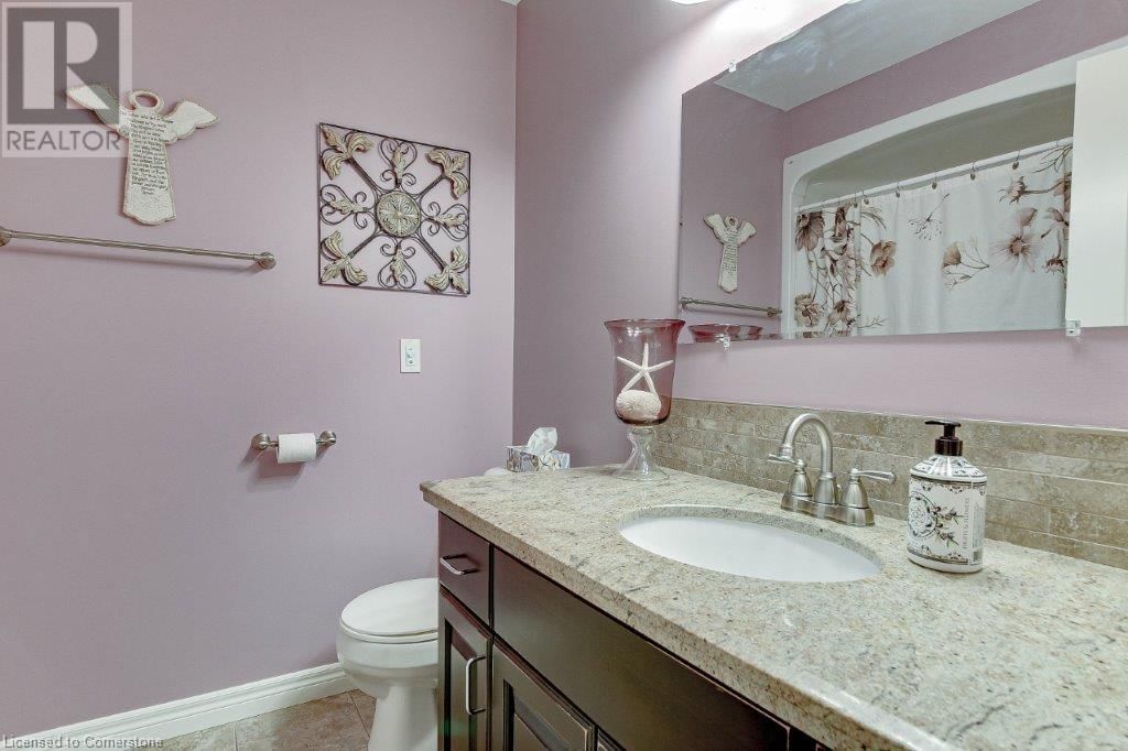 6 WINTERGREEN CRESCENT Image 3