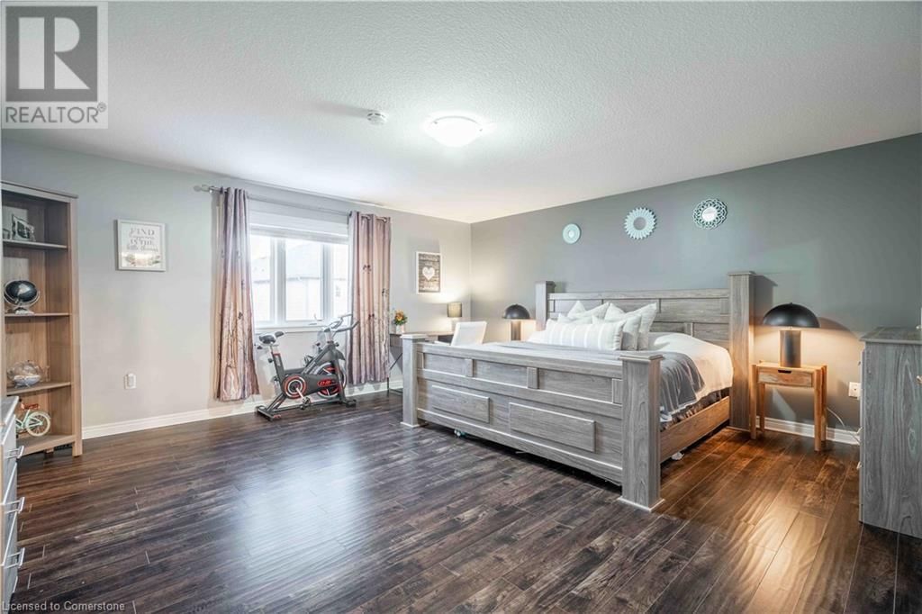 16 KINSMAN DRIVE Image 28